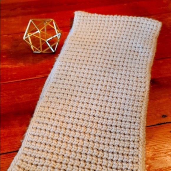 Gap Chunky Infinity Scarf - Picture 2 of 6